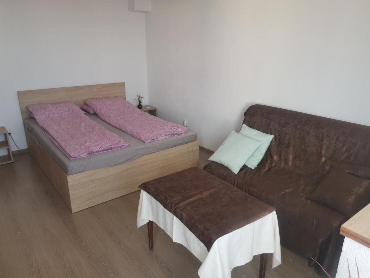 Very Good Location Hunedoara Bagian luar foto